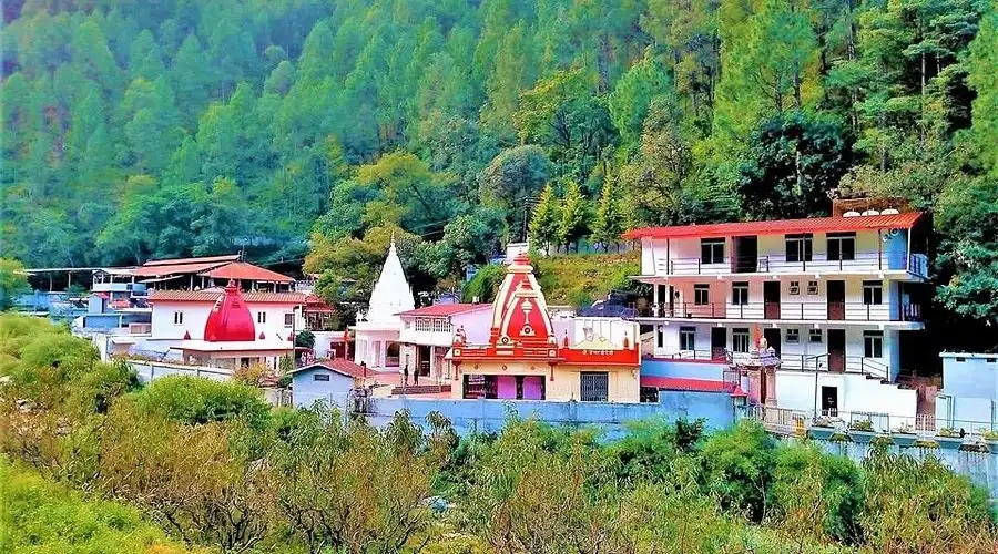 Neem Karoli Baba Ashram Kainchi Dham Hanuman Temple in Uttarakhand